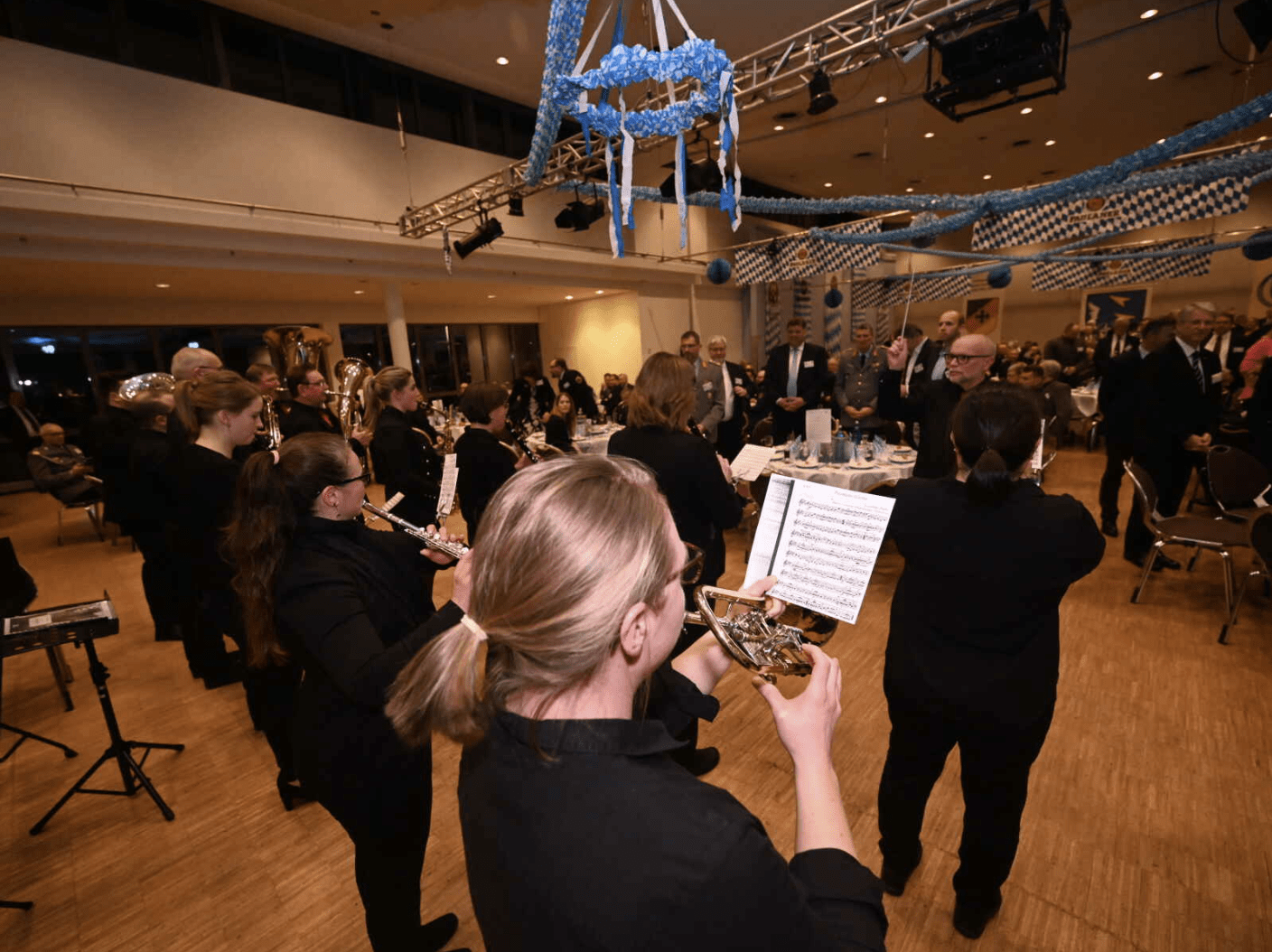 Bildschirmfoto 2023-12-05 um 13.54.35